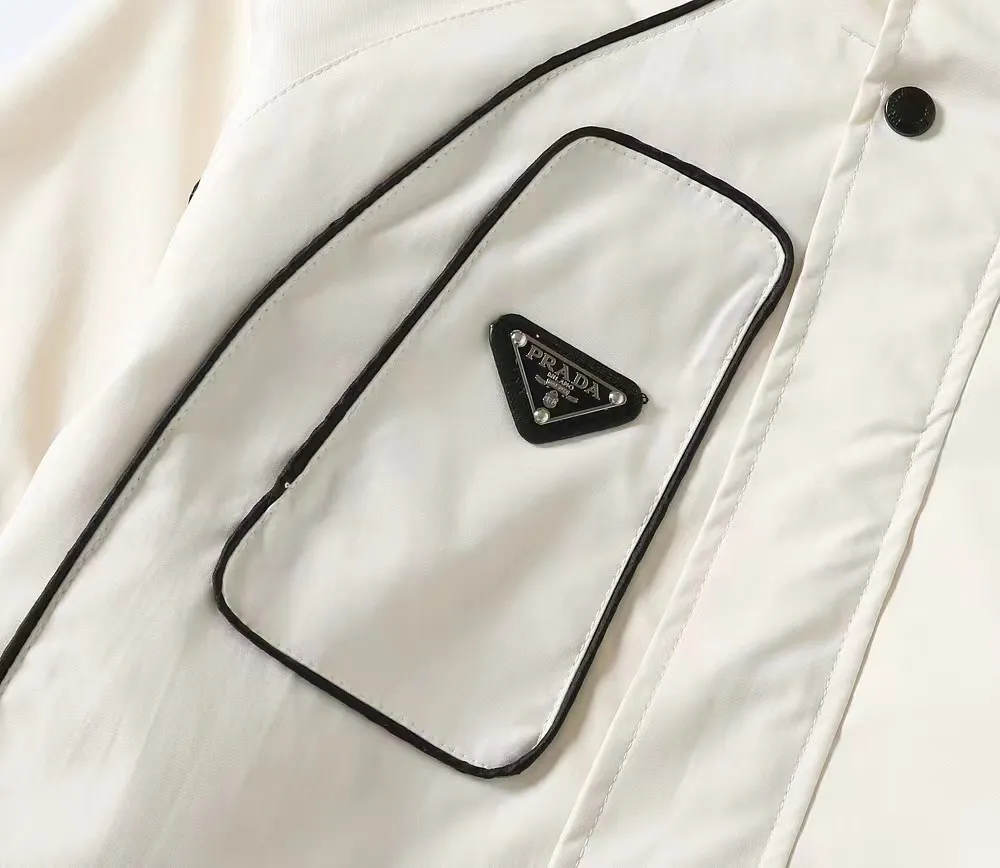 【PRADA  公式旗艦店】 プラダ  ジャケット着 ご好評に付き再入荷！241024