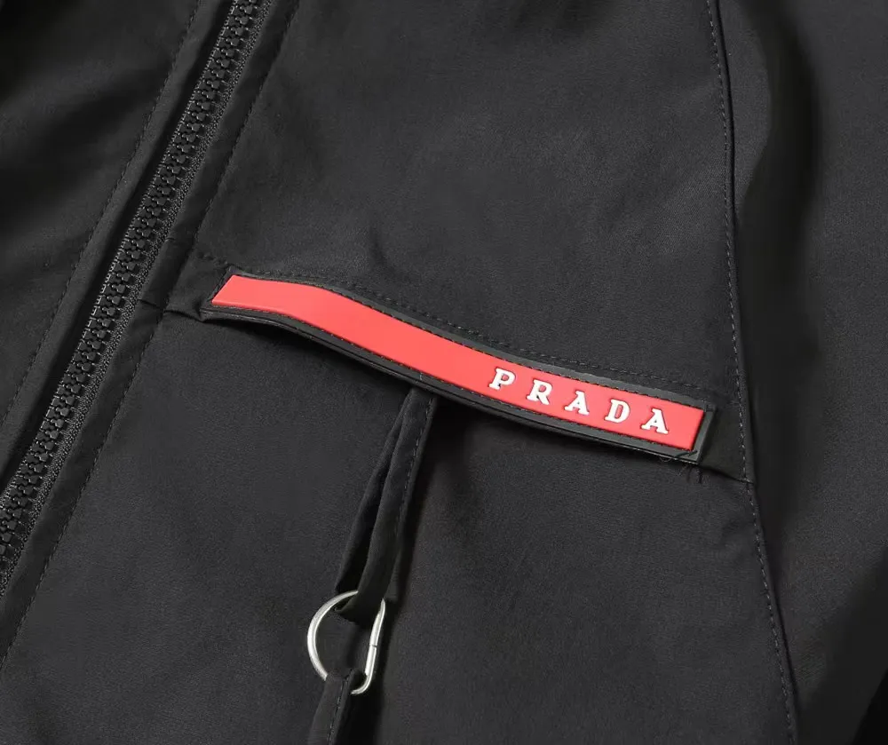 【PRADA  公式旗艦店】 プラダ  ジャケット着 ご好評に付き再入荷！241024
