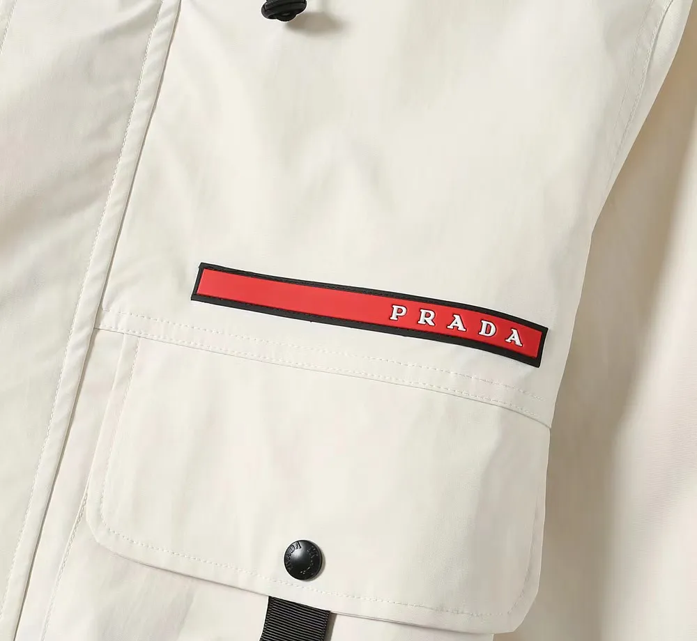 【PRADA  公式旗艦店】 プラダ  ジャケット着 ご好評に付き再入荷！241024