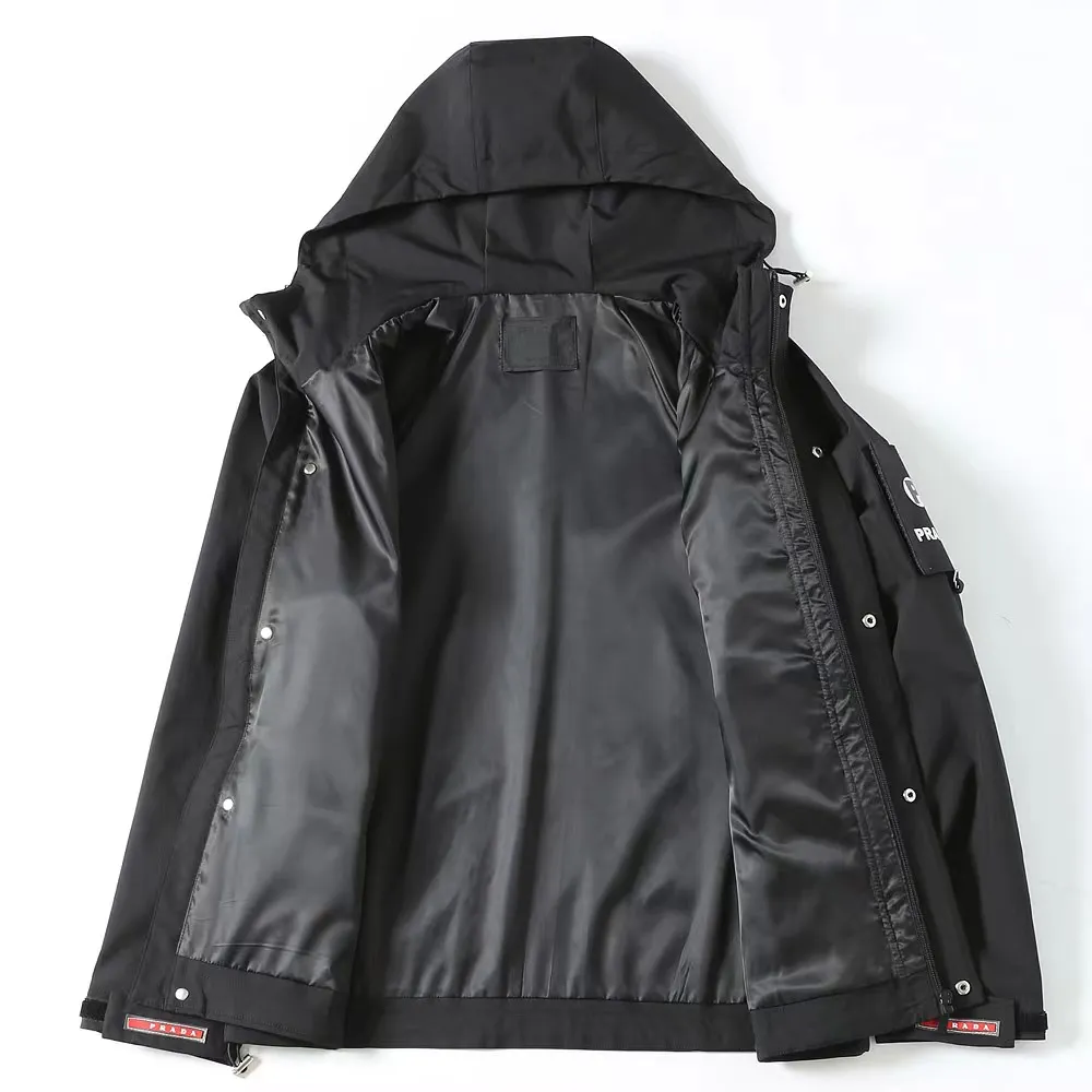 【PRADA  公式旗艦店】 プラダ  ジャケット着 ご好評に付き再入荷！241024