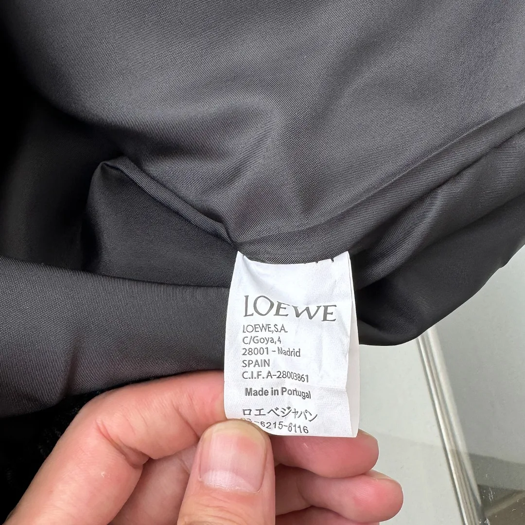 【LOEWE 公式旗艦店】ロエベ   ジャケット着 好評に付き再入荷！241224