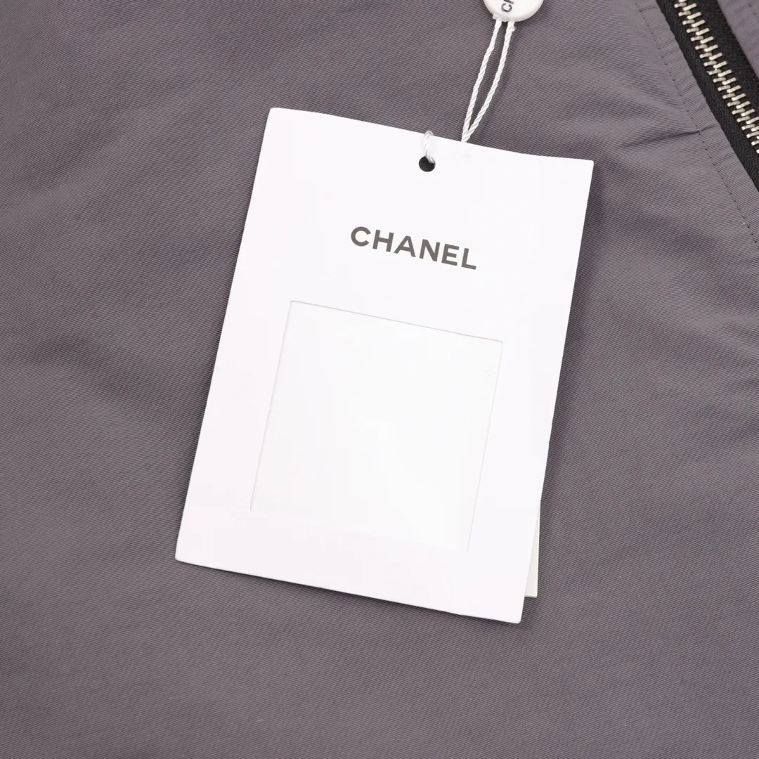 【CHANEL  公式旗艦店】シャネル   ジャケット着 好評に付き再入荷！241223