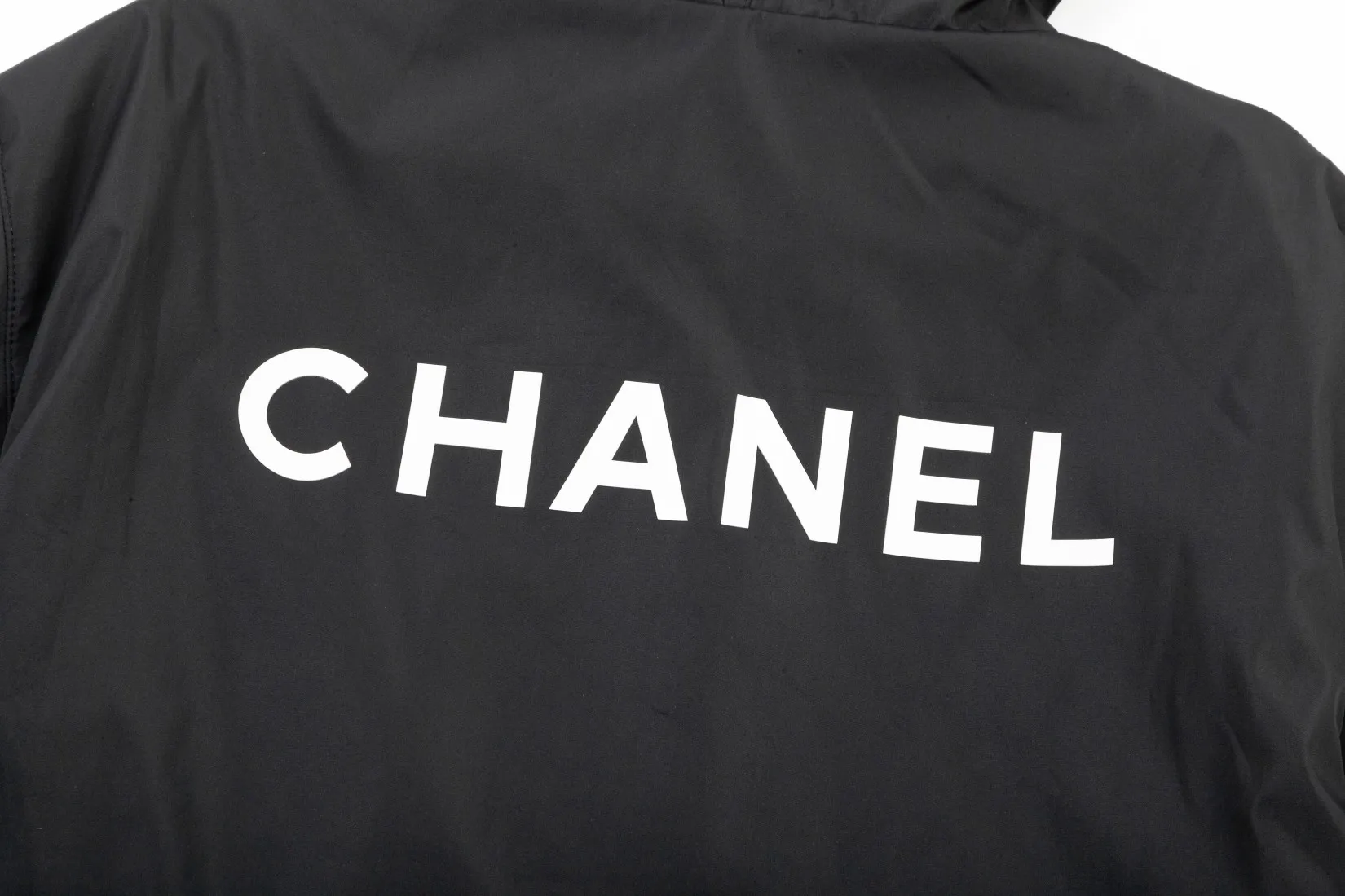 【CHANEL  公式旗艦店】シャネル   ジャケット着 好評に付き再入荷！241223