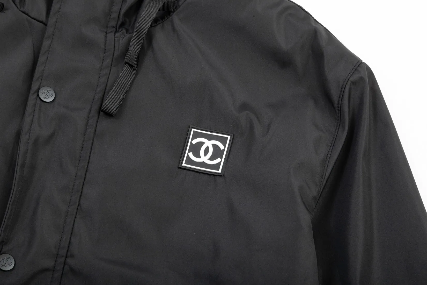 【CHANEL  公式旗艦店】シャネル   ジャケット着 好評に付き再入荷！241223