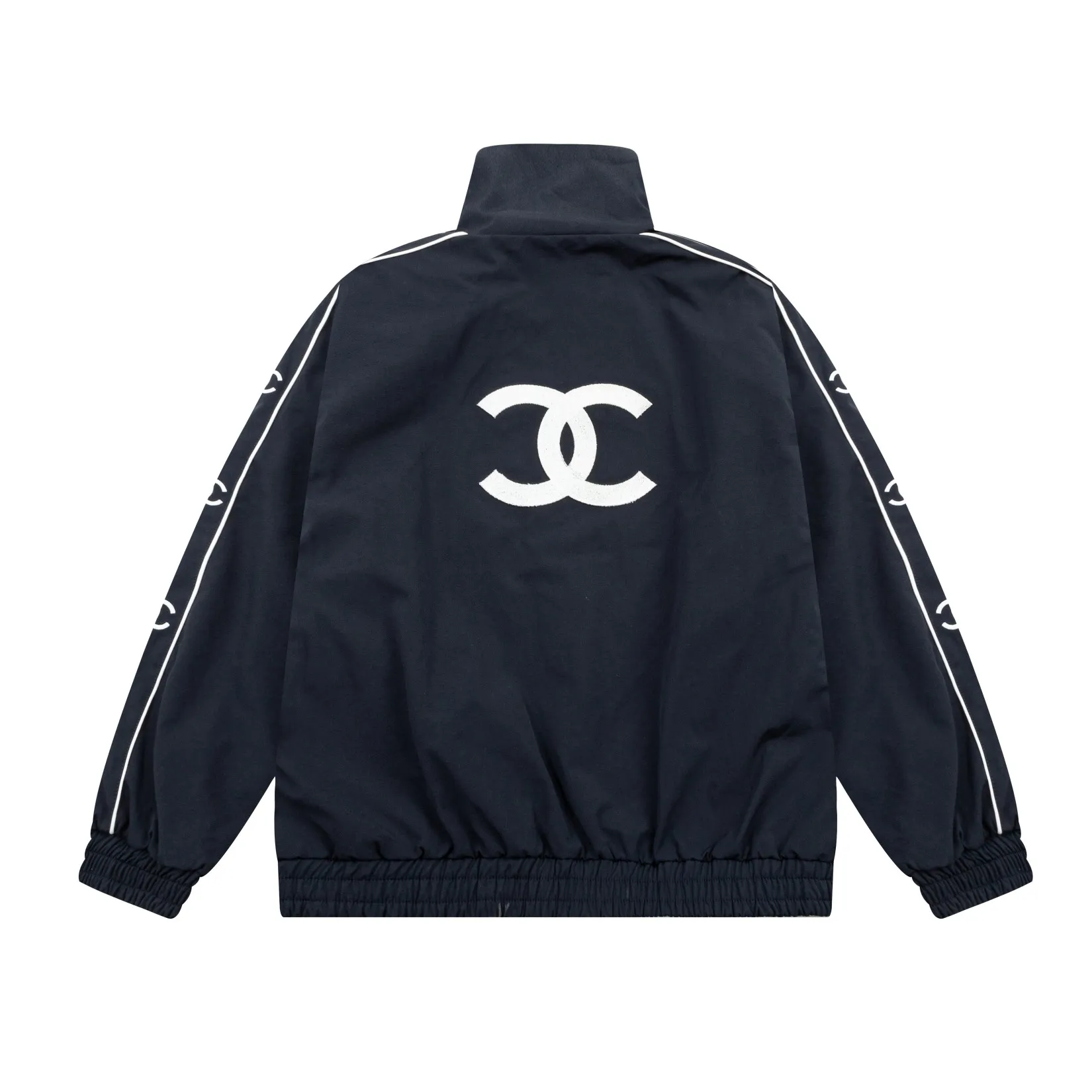 【CHANEL  公式旗艦店】シャネル   ジャケット着 好評に付き再入荷！241223