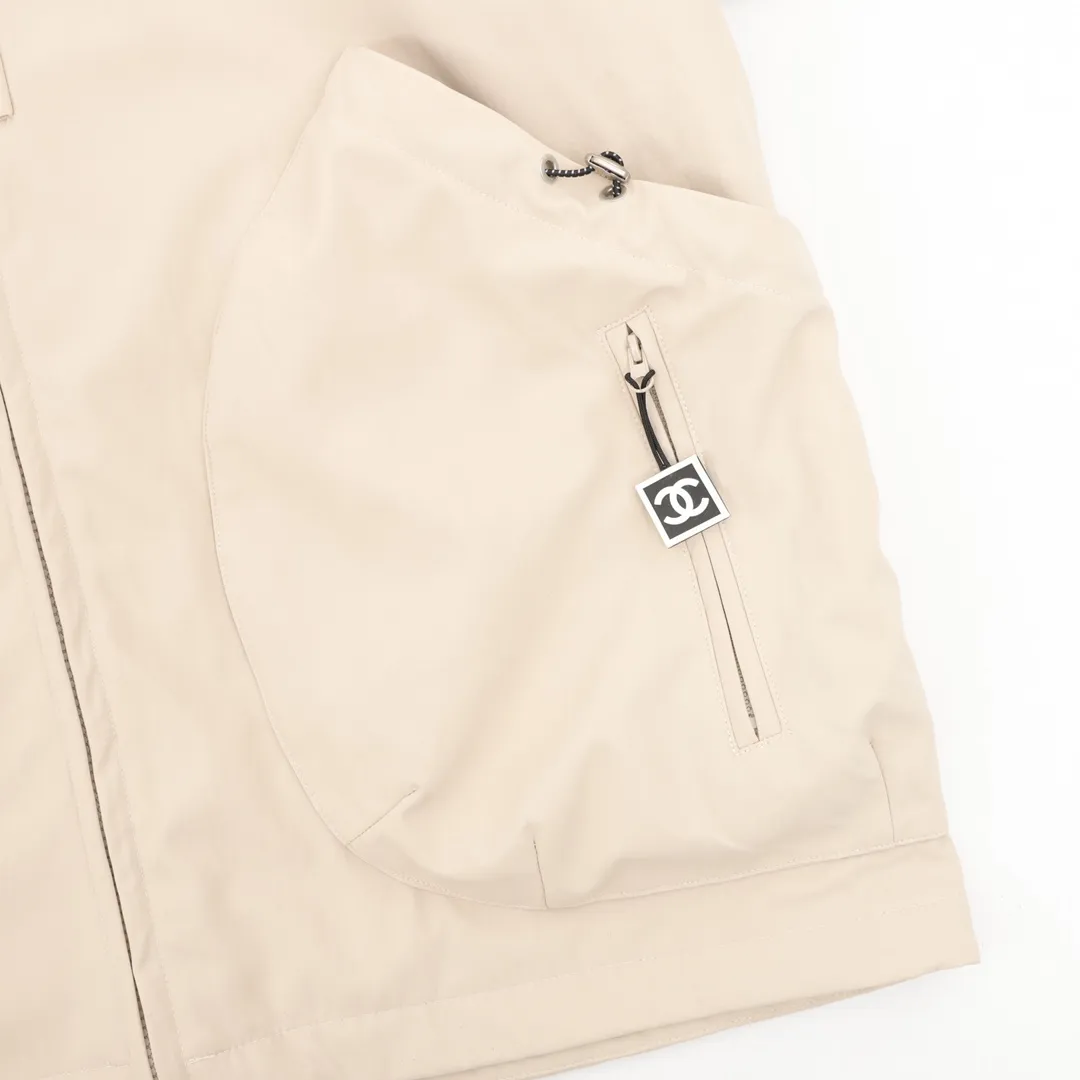 【CHANEL  公式旗艦店】シャネル   ジャケット着 好評に付き再入荷！241223