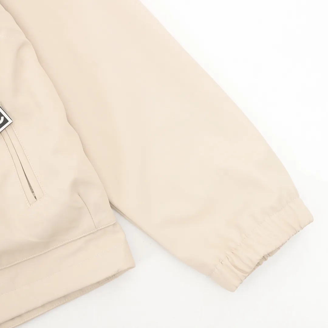 【CHANEL  公式旗艦店】シャネル   ジャケット着 好評に付き再入荷！241223