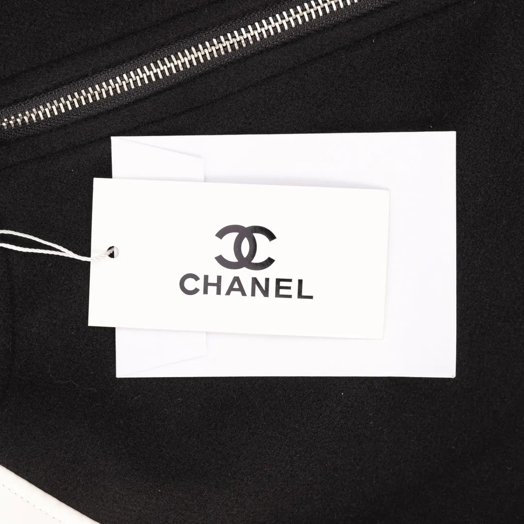 【CHANEL  公式旗艦店】シャネル   ジャケット着 好評に付き再入荷！241111