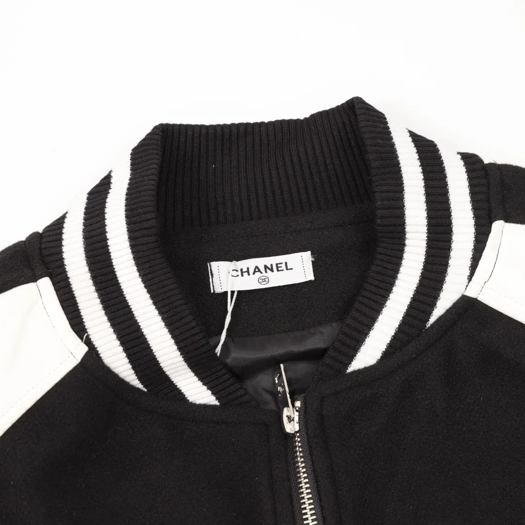 【CHANEL  公式旗艦店】シャネル   ジャケット着 好評に付き再入荷！241111