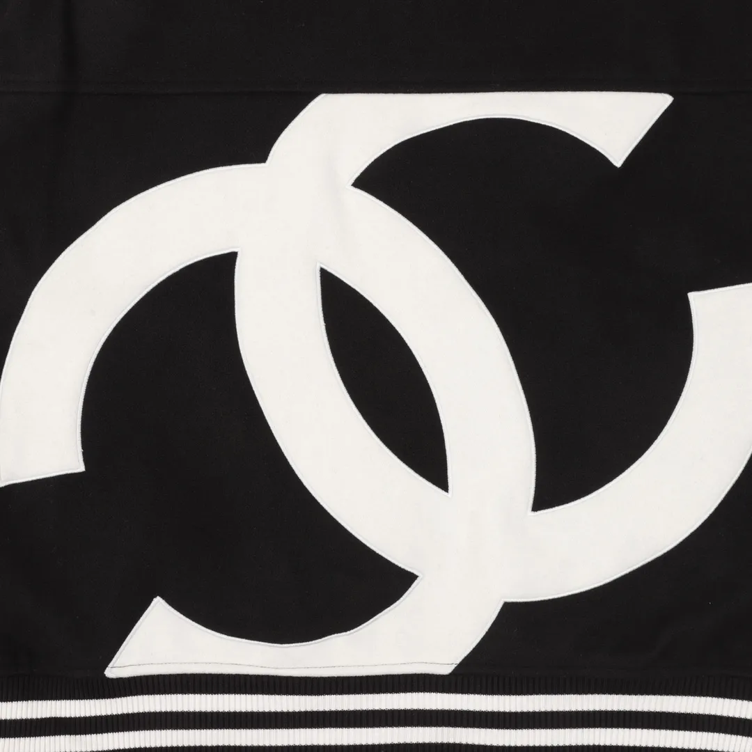 【CHANEL  公式旗艦店】シャネル   ジャケット着 好評に付き再入荷！241111