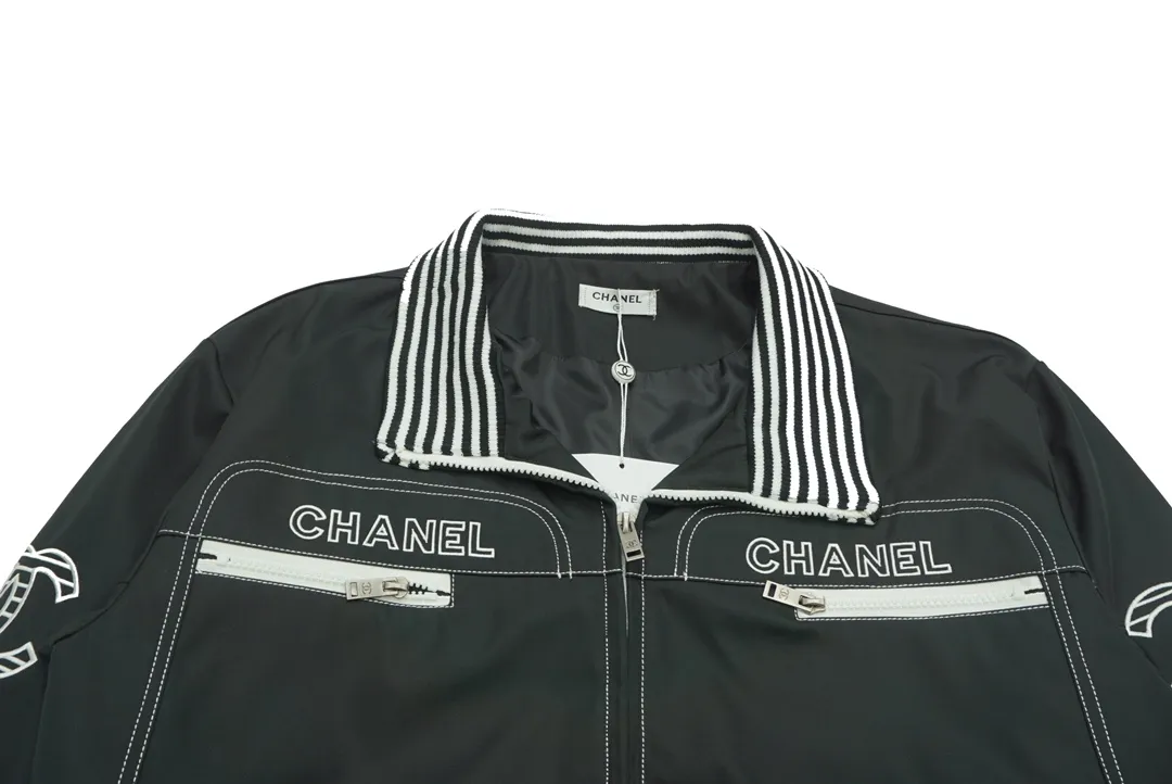 【CHANEL  公式旗艦店】シャネル  ジャケット着好評に付き再入荷！