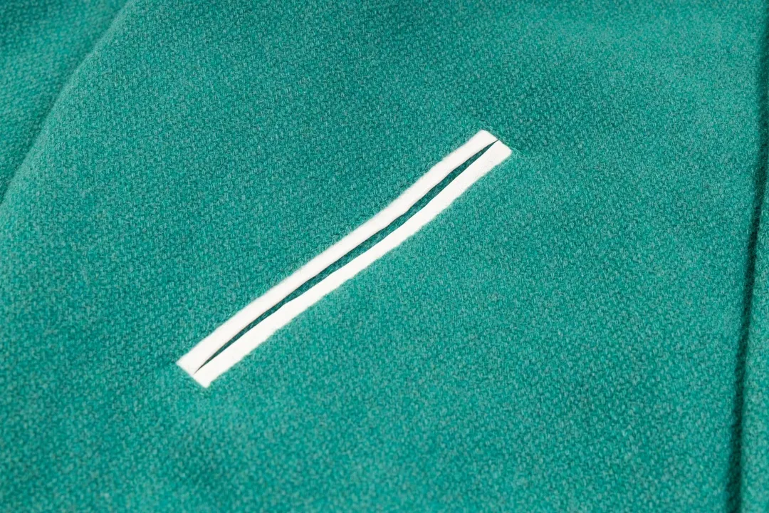 【YSL SAINT LAURENT  公式旗艦店】サンローラン   ジャケット着 好評に付き再入荷！241113