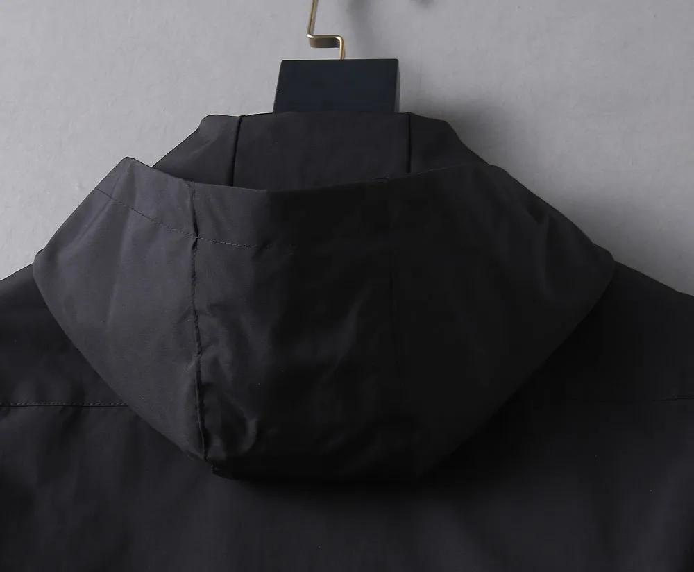 【ARCTERYX  公式旗艦店】アークテリクス  ジャケット着 ご好評に付き再入荷！250107