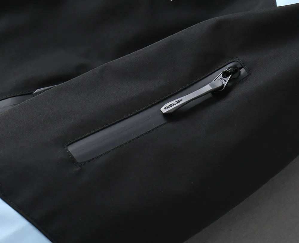 【ARCTERYX  公式旗艦店】アークテリクス  ジャケット着 ご好評に付き再入荷！250107