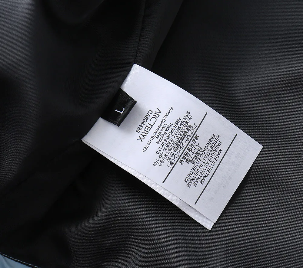【ARCTERYX  公式旗艦店】アークテリクス  ジャケット着 ご好評に付き再入荷！250107
