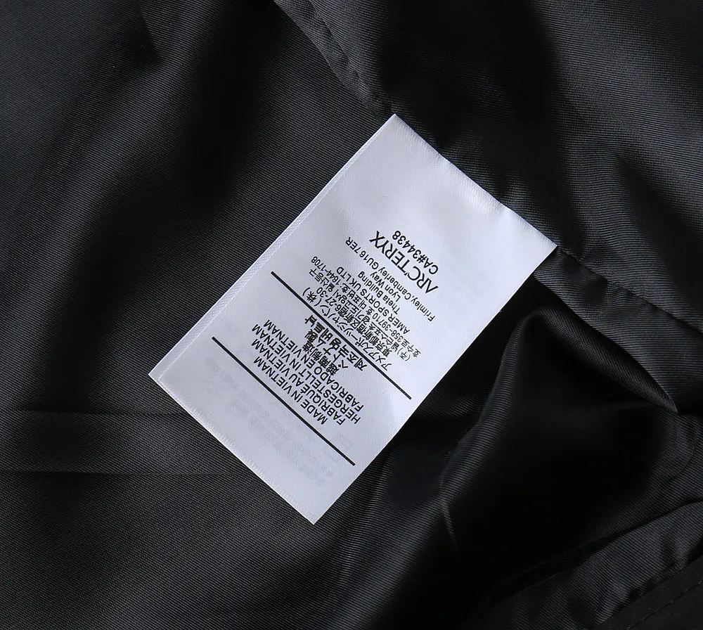 【ARCTERYX  公式旗艦店】アークテリクス  ジャケット着 ご好評に付き再入荷！250107