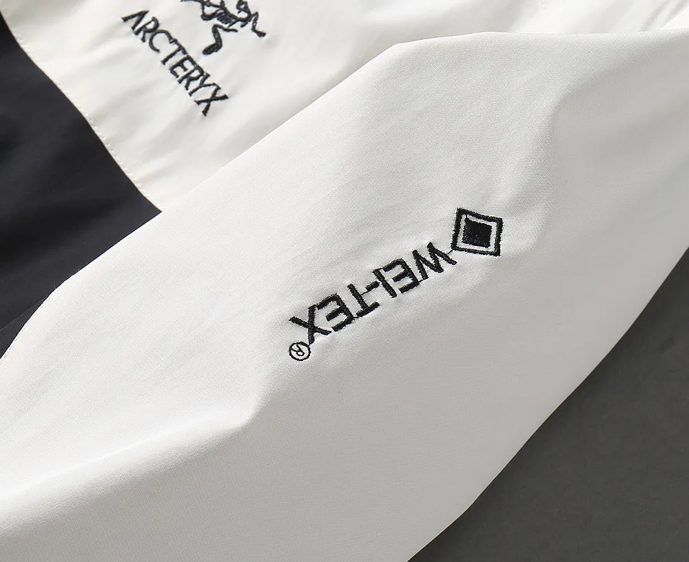 【ARCTERYX  公式旗艦店】アークテリクス  ジャケット着 ご好評に付き再入荷！250107