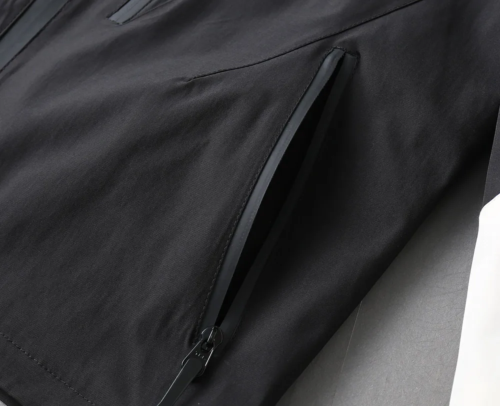 【ARCTERYX  公式旗艦店】アークテリクス  ジャケット着 ご好評に付き再入荷！250107