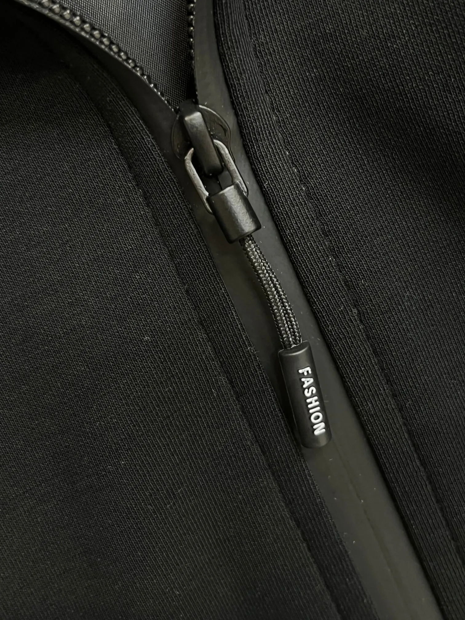 【ARCTERYX  公式旗艦店】アークテリクス  ジャケット着 ご好評に付き再入荷！250107