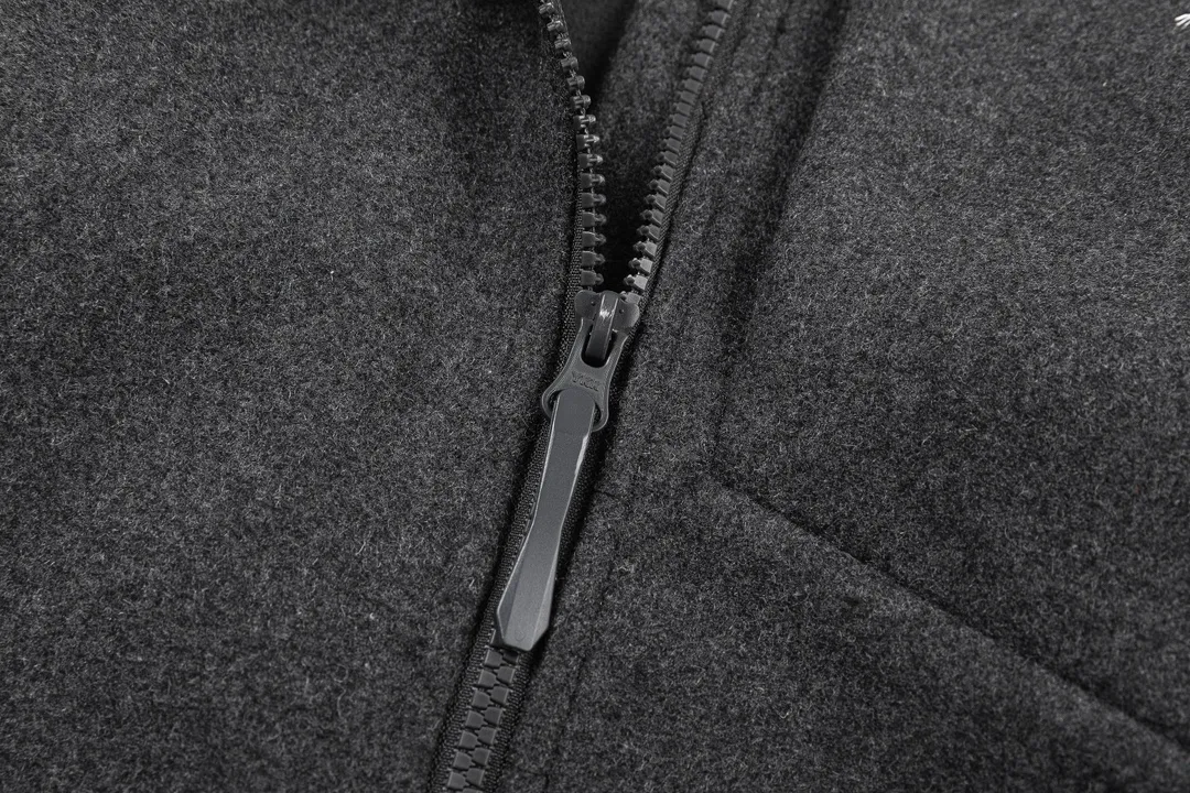 【ARCTERYX  公式旗艦店】アークテリクス  ジャケット着  スウェット ご好評に付き再入荷！241123