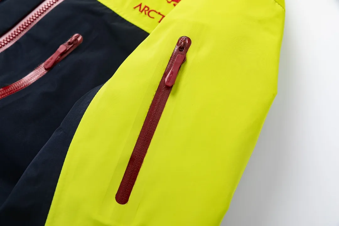 【ARCTERYX  公式旗艦店】アークテリクス  ジャケット着  スウェット ご好評に付き再入荷！241123