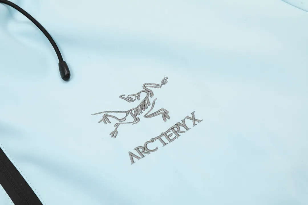 【ARCTERYX  公式旗艦店】アークテリクス  ジャケット着  スウェット ご好評に付き再入荷！241123