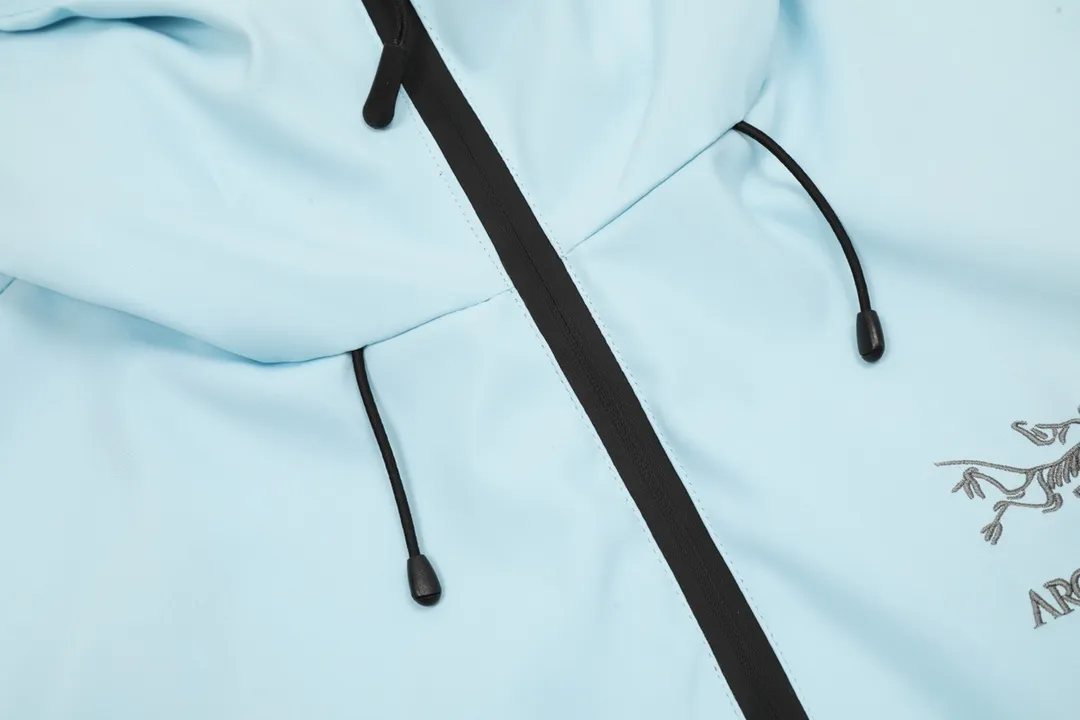 【ARCTERYX  公式旗艦店】アークテリクス  ジャケット着  スウェット ご好評に付き再入荷！241123