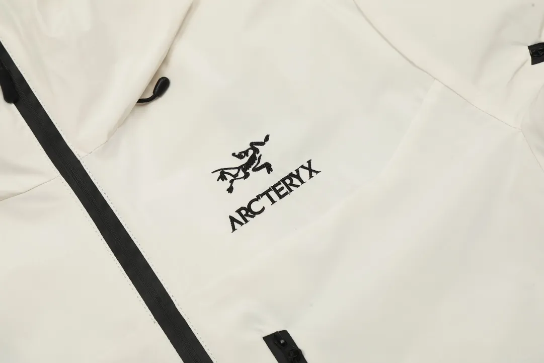 【ARCTERYX  公式旗艦店】アークテリクス  ジャケット着  スウェット ご好評に付き再入荷！241123