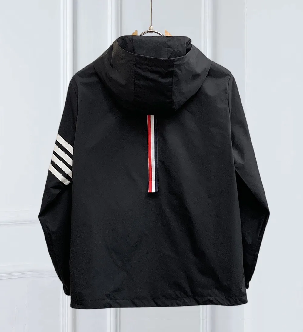 【ThomBrowne 公式旗艦店】トムブラウン   ジャケット着ご好評に付き再入荷！250106