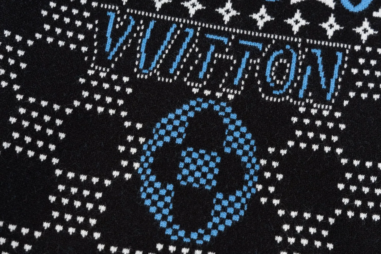 LV【LOUIS VUITTON 公式旗艦店】ルイヴィトン  セーター好評に付き再入荷！241128