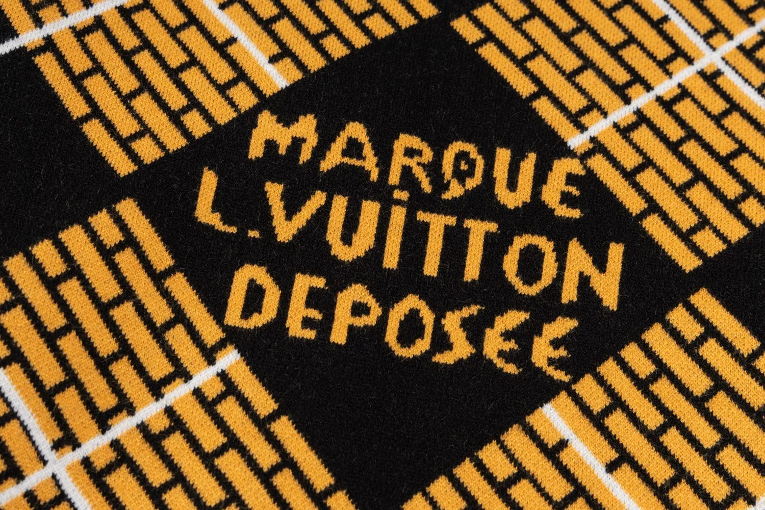 LV【LOUIS VUITTON 公式旗艦店】ルイヴィトン  セーター好評に付き再入荷！241115