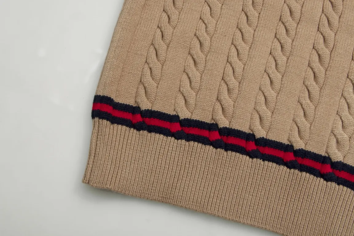 【GUCCI 公式旗艦店】グッチ  セーター好評に付き再入荷！ 241116