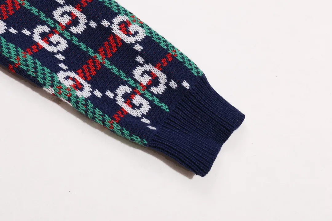 【GUCCI  公式旗艦店】グッチ  セーター好評に付き再入荷！ 241029