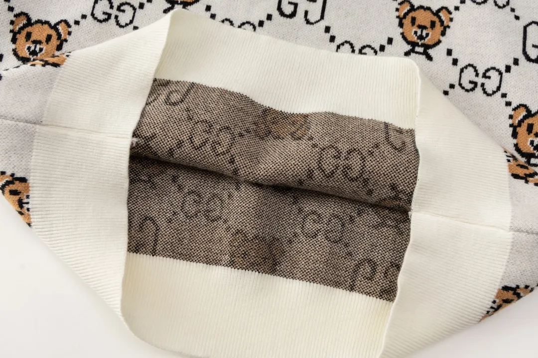 【GUCCI  公式旗艦店】グッチ  セーター好評に付き再入荷！ 241029