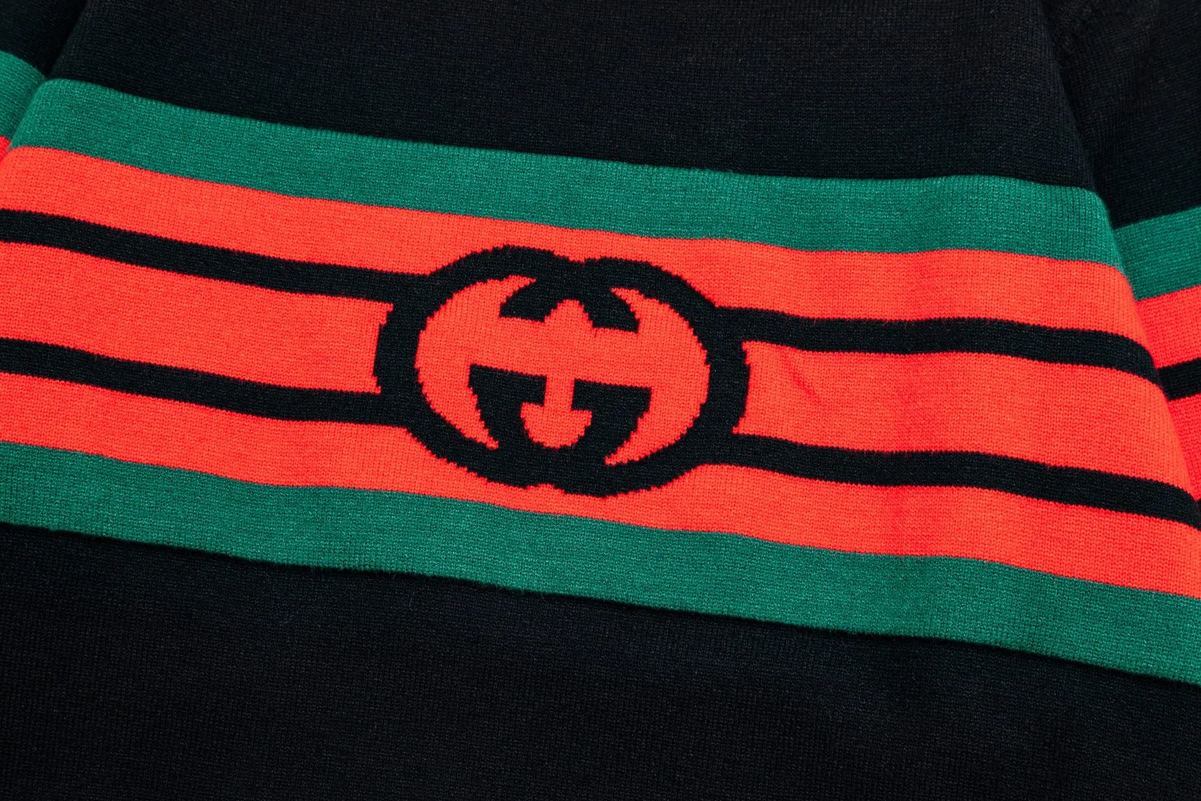 【GUCCI 公式旗艦店】グッチ  セーター好評に付き再入荷！ 240928