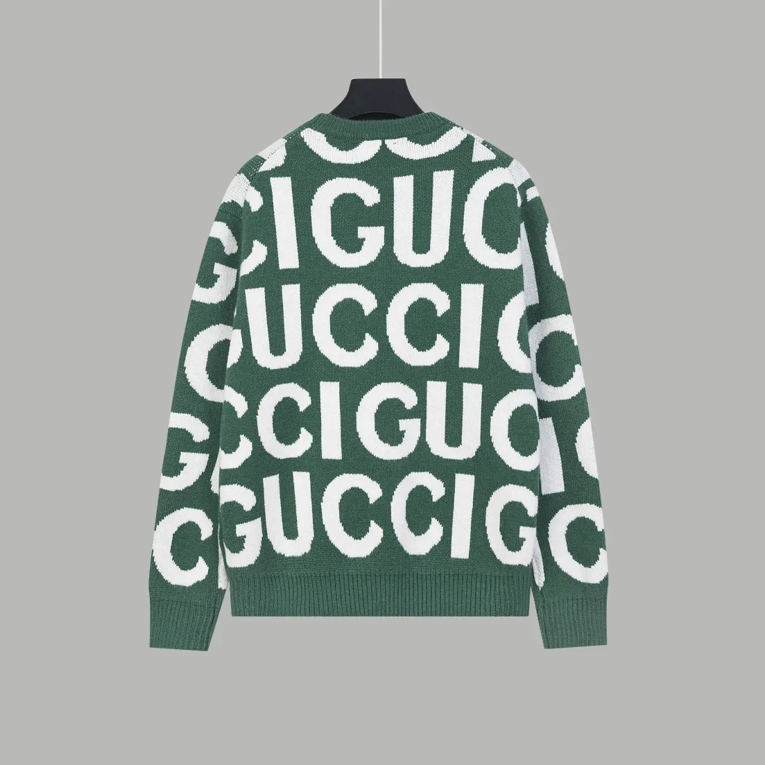 【GUCCI 公式旗艦店】グッチ  セーター好評に付き再入荷！ 240928