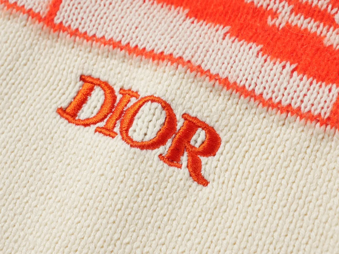 【DIOR 公式旗艦店】ディオール  セーター好評に付き再入荷！250108