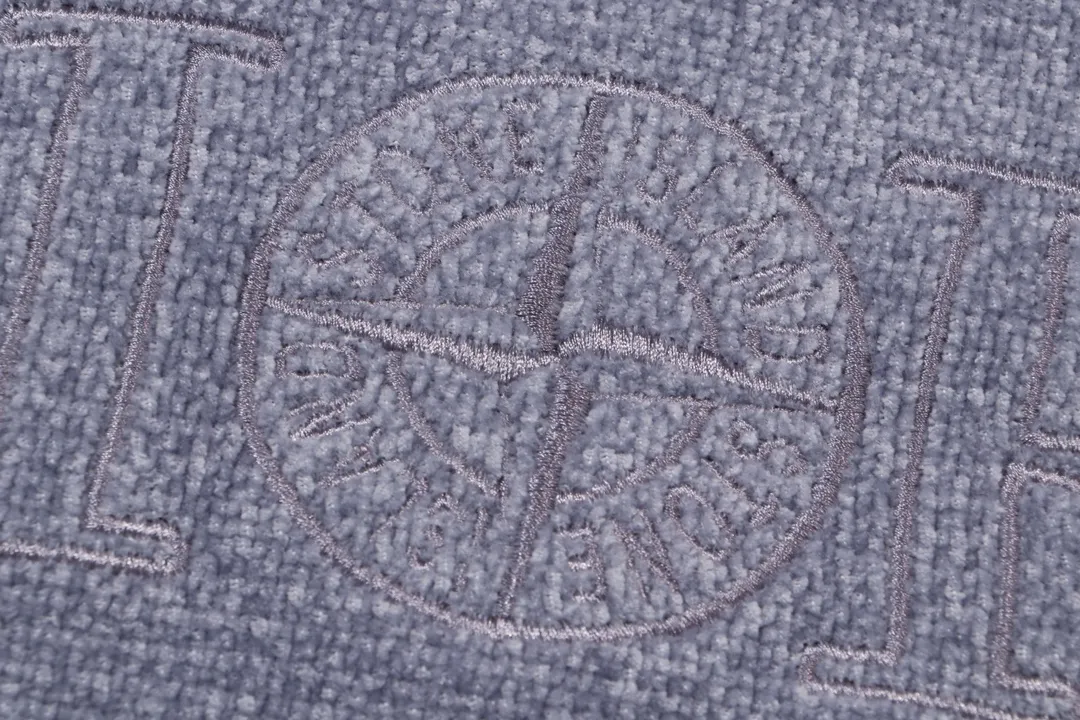 【DIOR  公式旗艦店】ディオール  セーター好評に付き再入荷！250108
