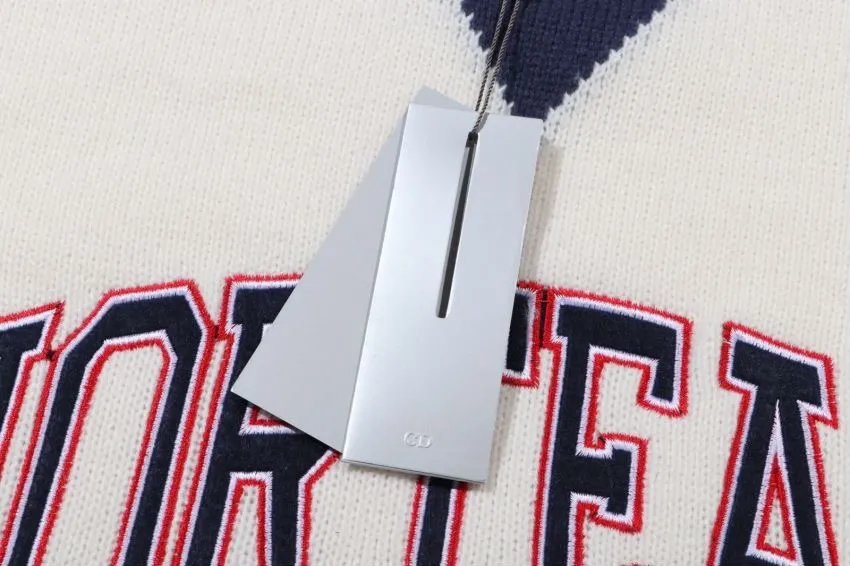 【DIOR  公式旗艦店】ディオール  セーター好評に付き再入荷！250108