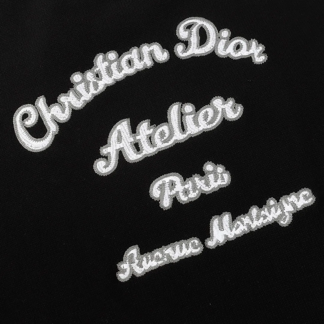 【DIOR 公式旗艦店】ディオール  セーター好評に付き再入荷！ 241031