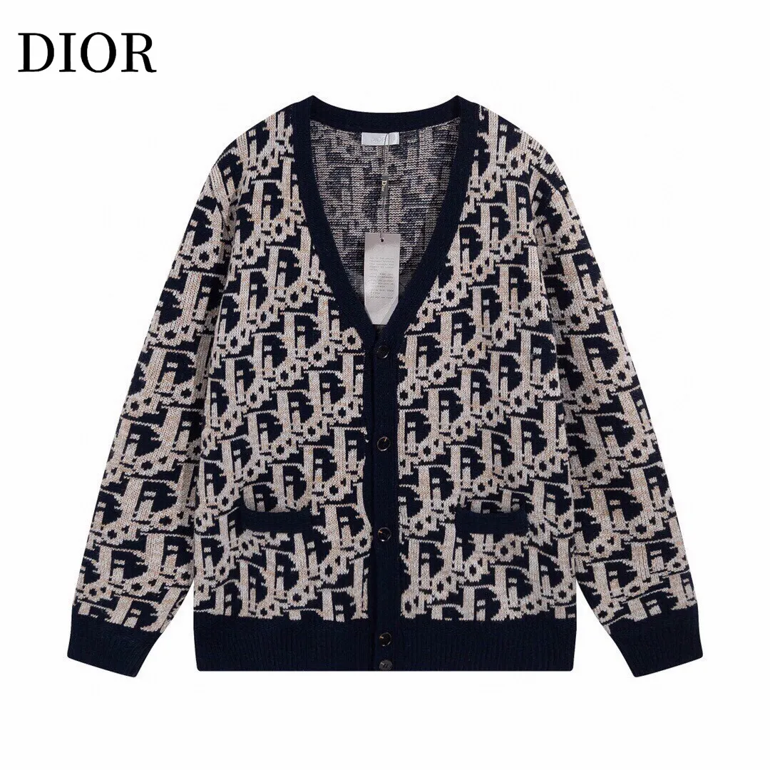 【DIOR 公式旗艦店】ディオール   セーター好評に付き再入荷！ 240929