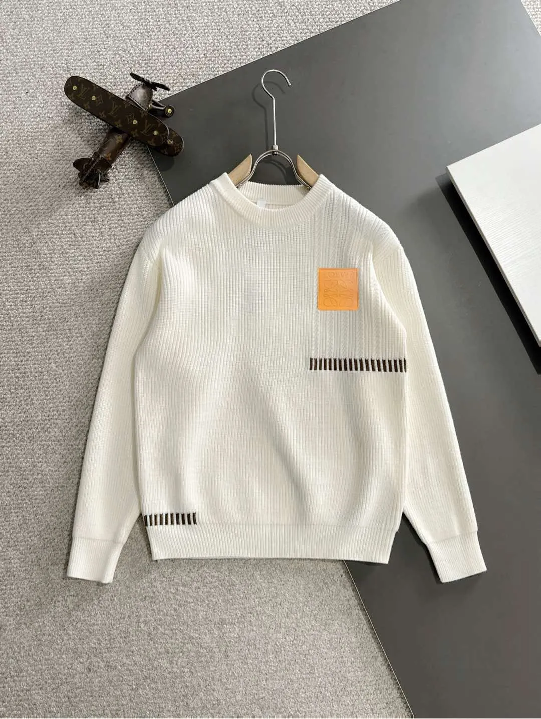 【LOEWE  公式旗艦店】ロエベ  セーター ご好評に付き再入荷！250109