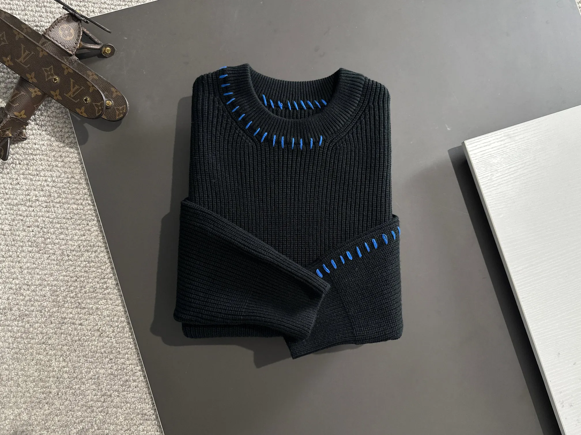 【BURBERRY 公式旗艦店】バーバリー セーター好評に付き再入荷！241231