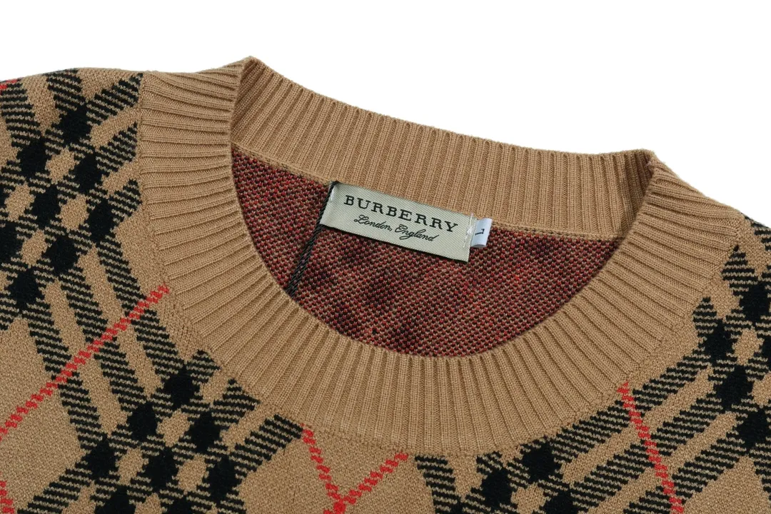 【BURBERRY  公式旗艦店】バーバリー   セーター好評に付き再入荷！ 241030