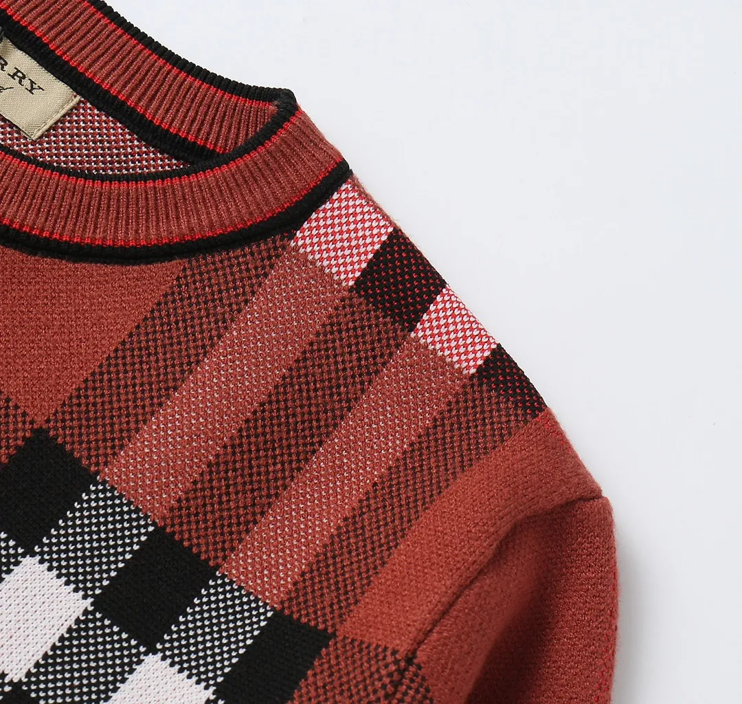 【BURBERRY 公式旗艦店】 バーバリー  セーター好評に付き再入荷！ 240930