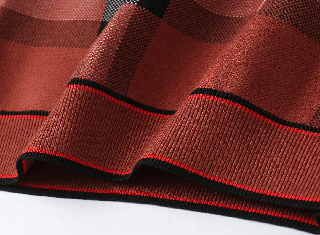 【BURBERRY 公式旗艦店】 バーバリー  セーター好評に付き再入荷！ 240930