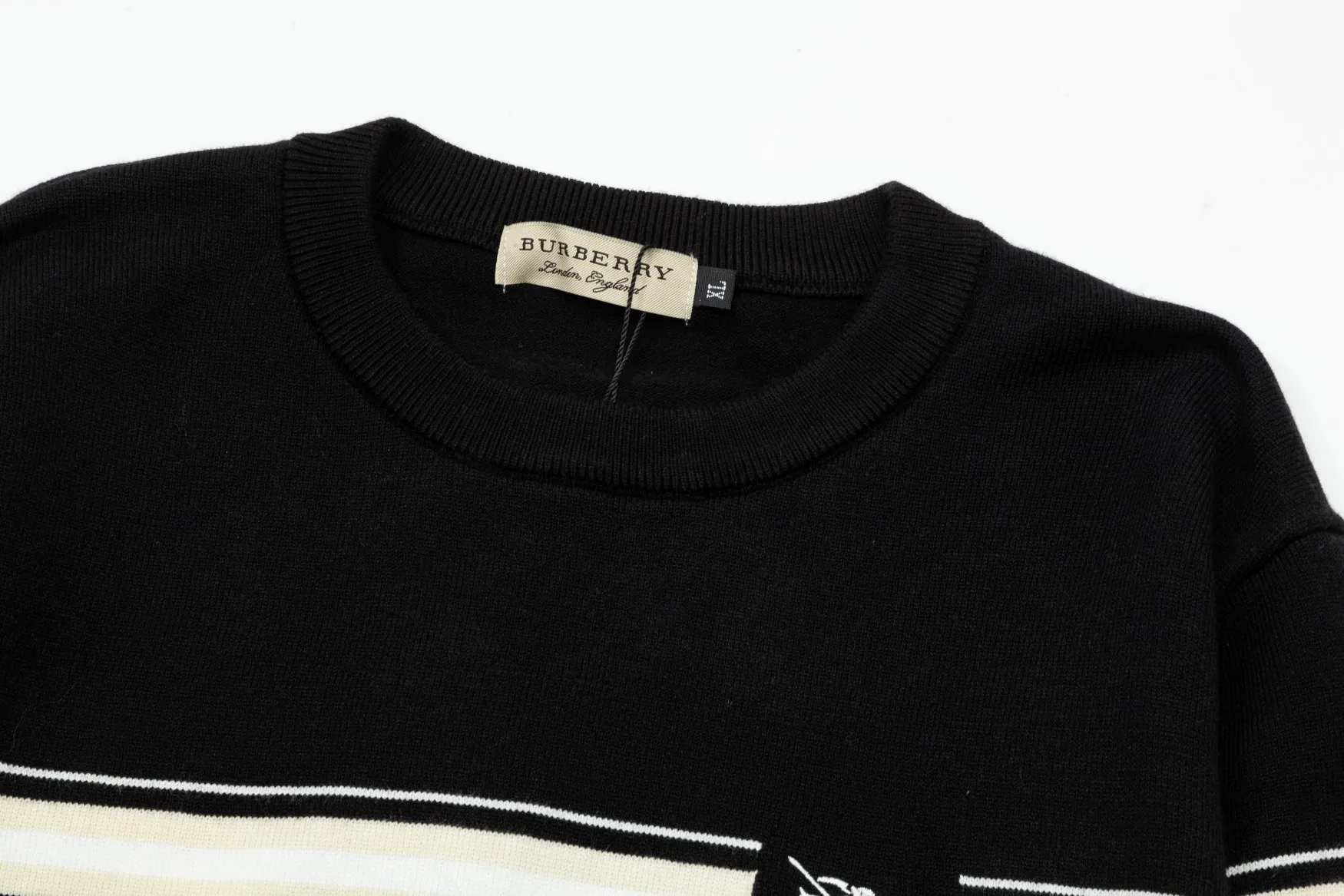 【BURBERRY 公式旗艦店】バーバリー   セーター好評に付き再入荷！ 240930