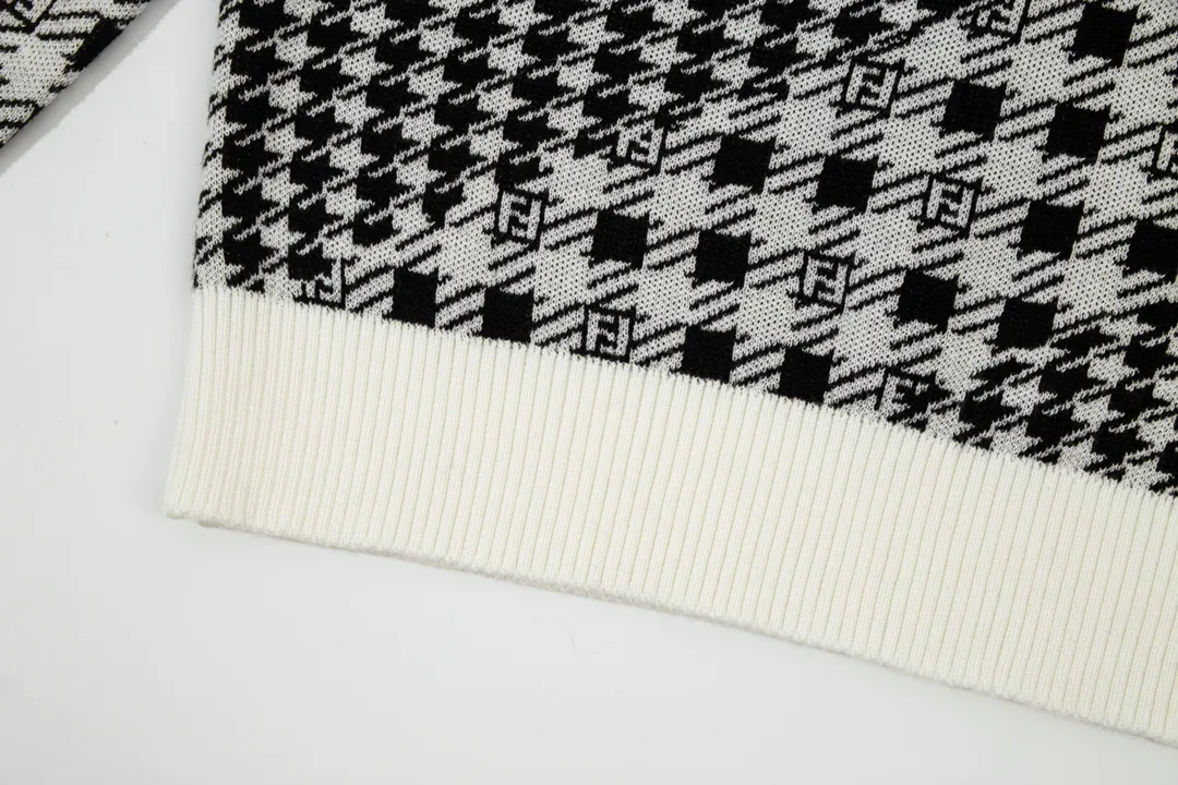 【FENDI  公式旗艦店】フェンディ セーター好評に付き再入荷！ 241101