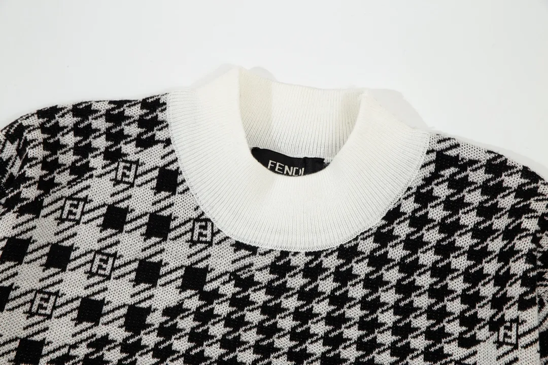 【FENDI  公式旗艦店】フェンディ セーター好評に付き再入荷！ 241101