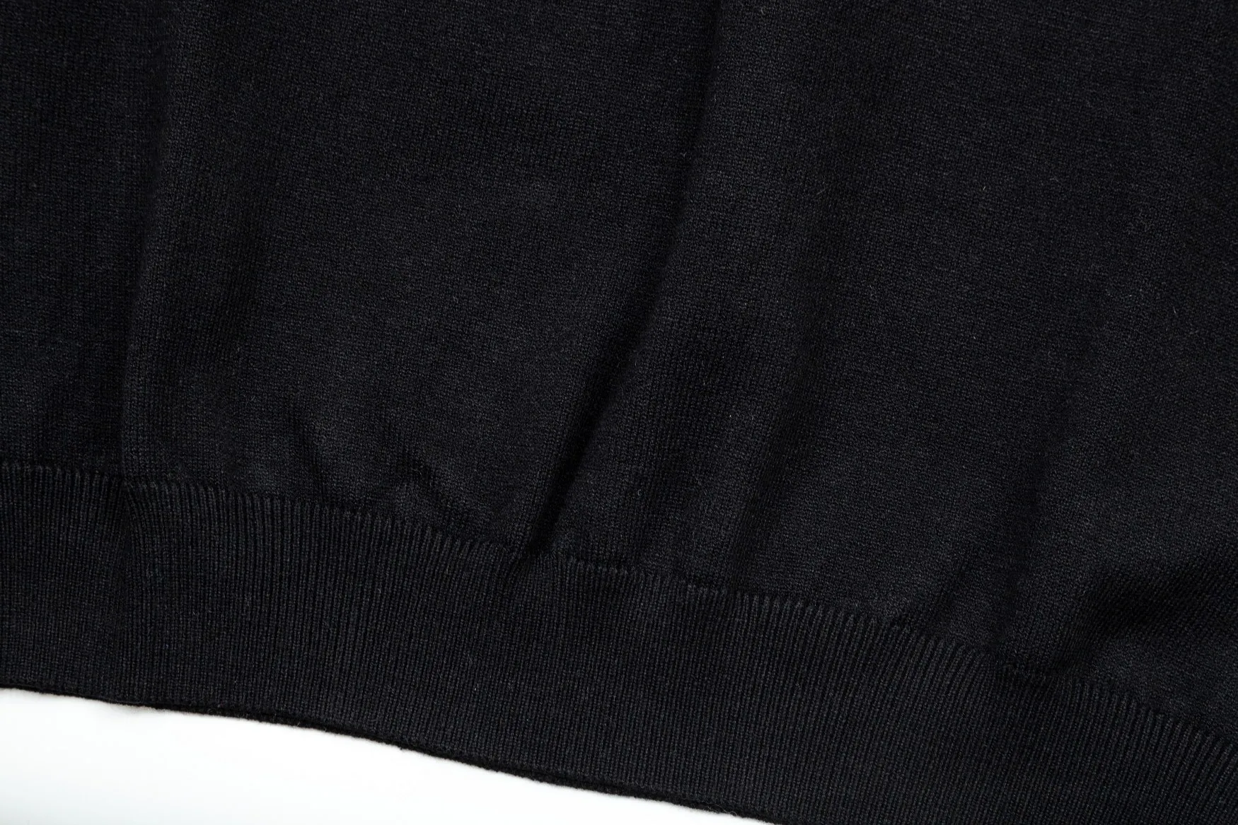 【FENDI 公式旗艦店】フェンディ   セーター好評に付き再入荷！ 240929